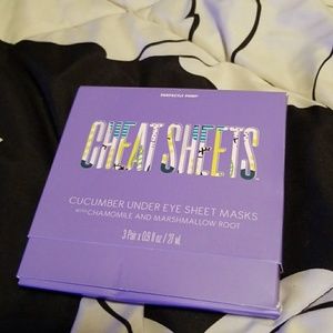 Cheat sheets cucumber under eye mask